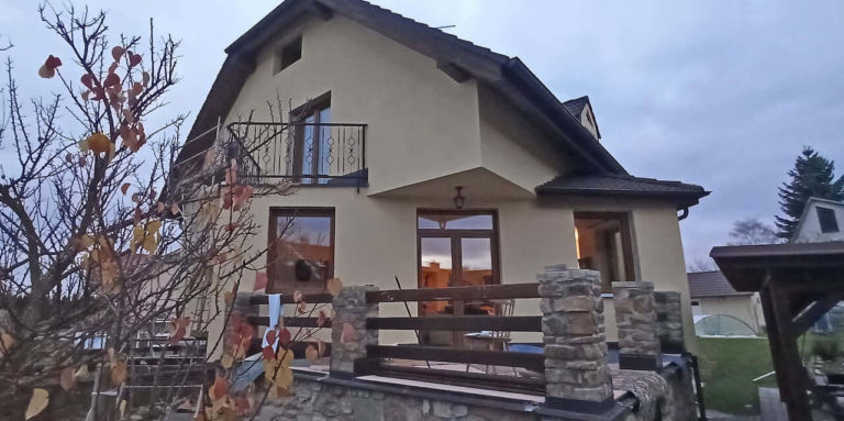 Plastova-okna-a-dvere-Veka-Pisek-1