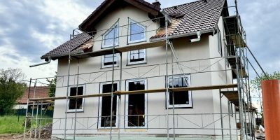 Nová plastová okna a dveře na novostavbě RD v Choceradech